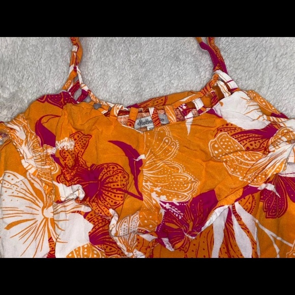 Colorful floral lattice neck romper - Picture 3 of 5